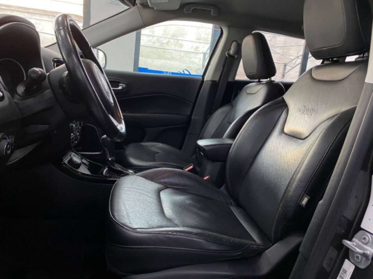 Jeep Compass 2.0 Multijet II 4WD Limited (13)