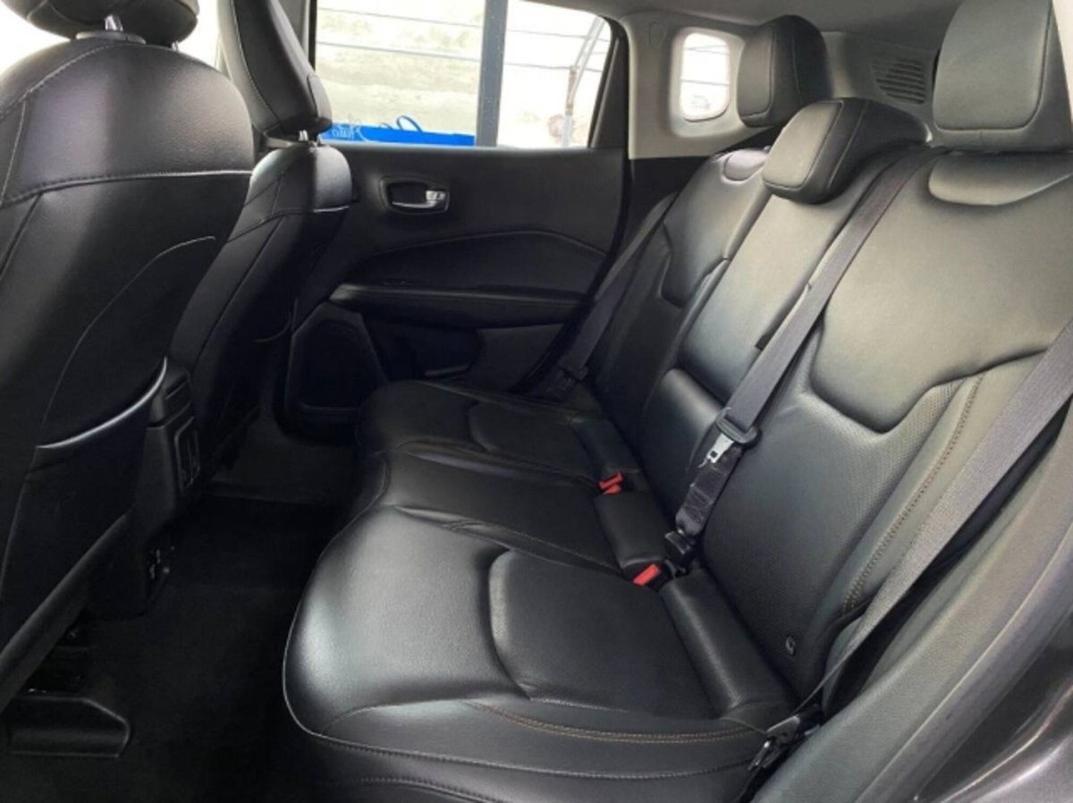 Jeep Compass 2.0 Multijet II 4WD Limited (14)