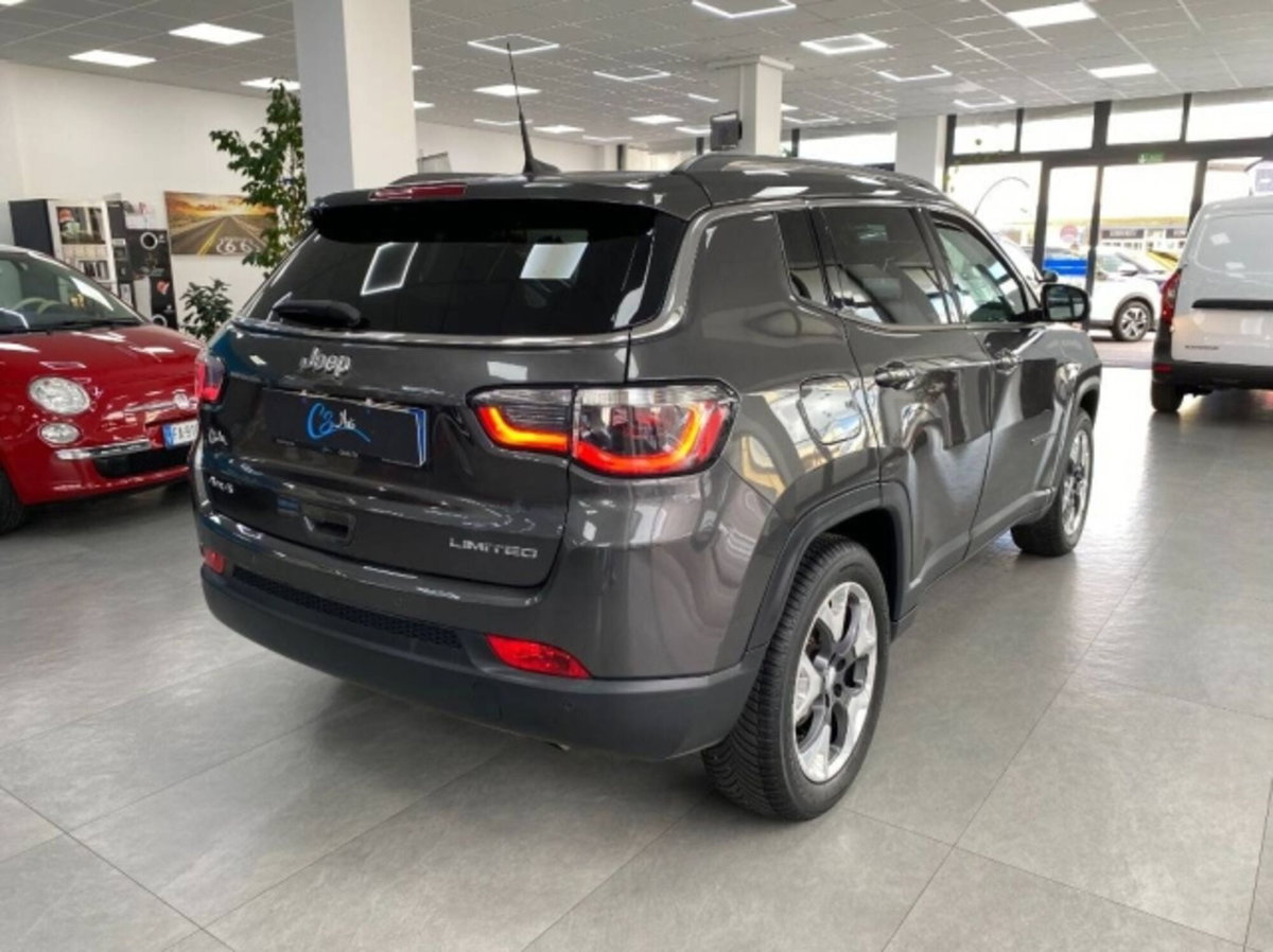 Jeep Compass 2.0 Multijet II 4WD Limited (6)