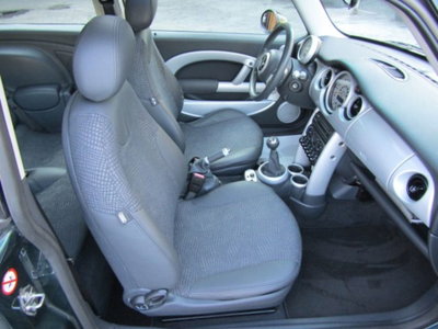 MINI Mini 1.6 16V Cooper (12)