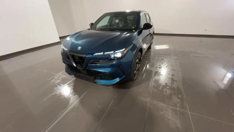 Alfa Romeo Junior 1.2 ibrida Speciale 145cv edct6