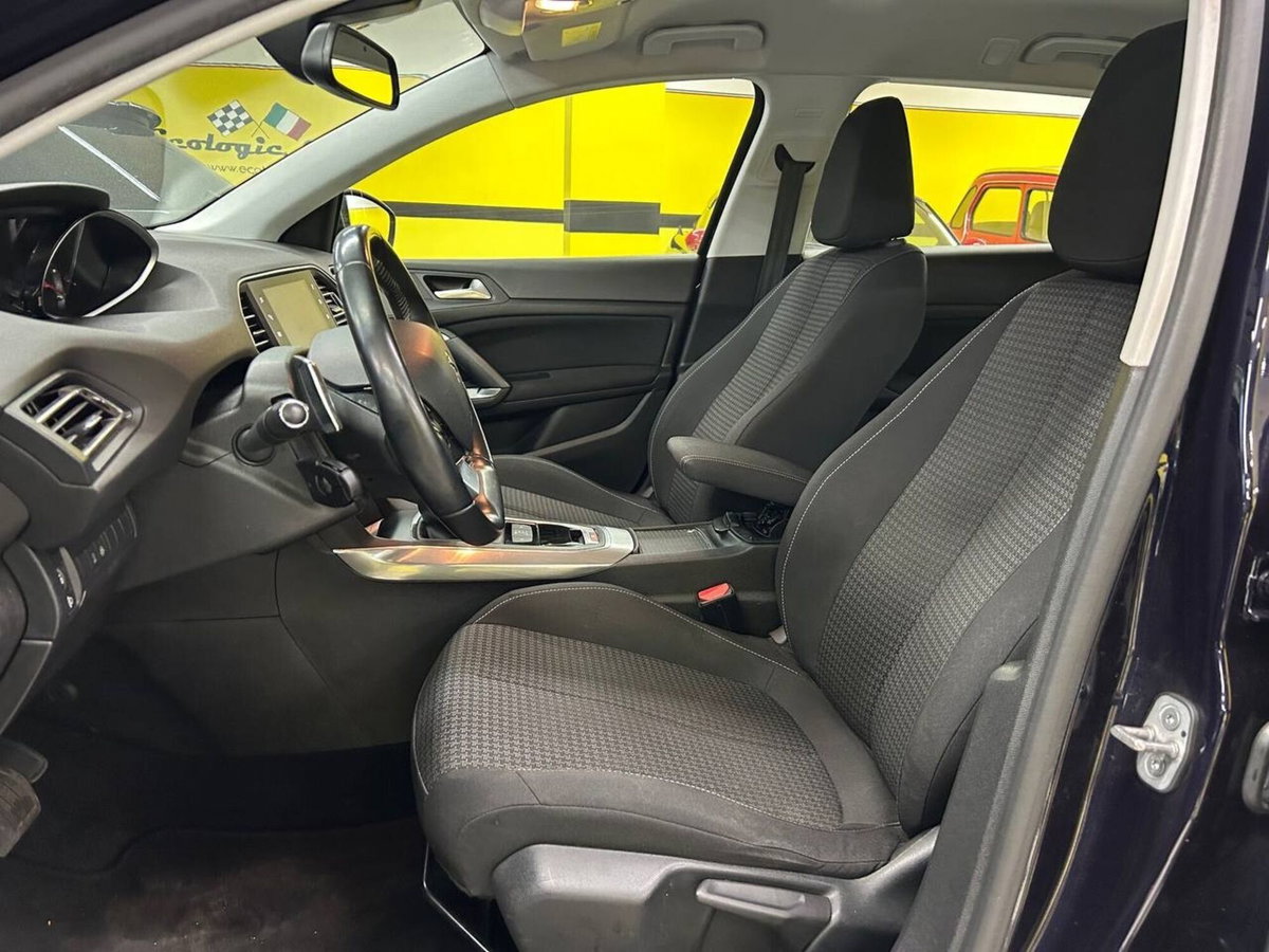 Peugeot 308 SW BlueHDi 130 S&S EAT6 Business (10)