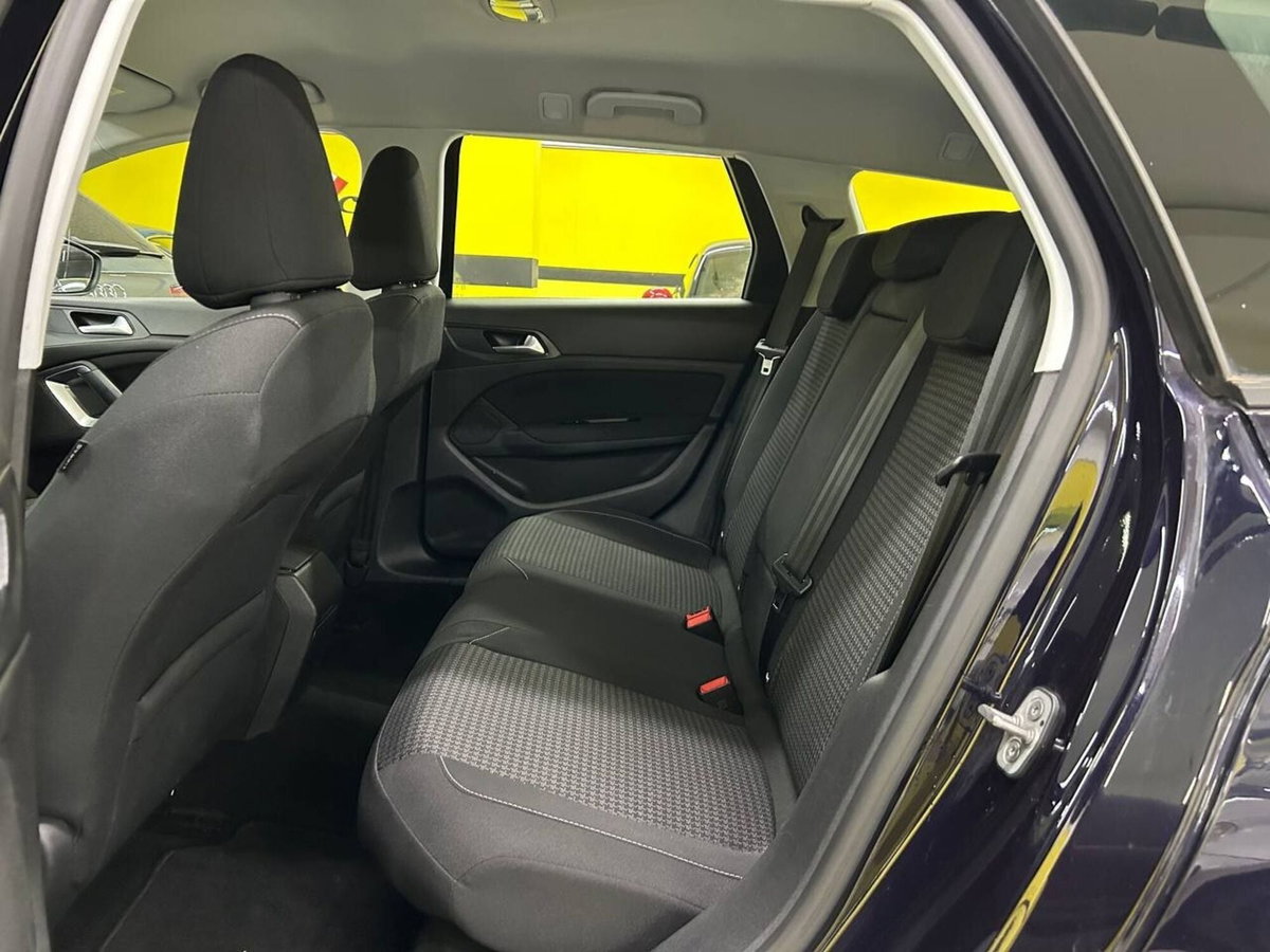 Peugeot 308 SW BlueHDi 130 S&S EAT6 Business (9)