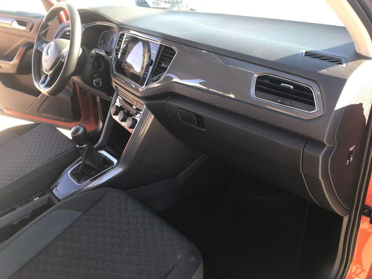 Volkswagen T-Roc 1.6 TDI SCR Advanced BlueMotion Technology (15)