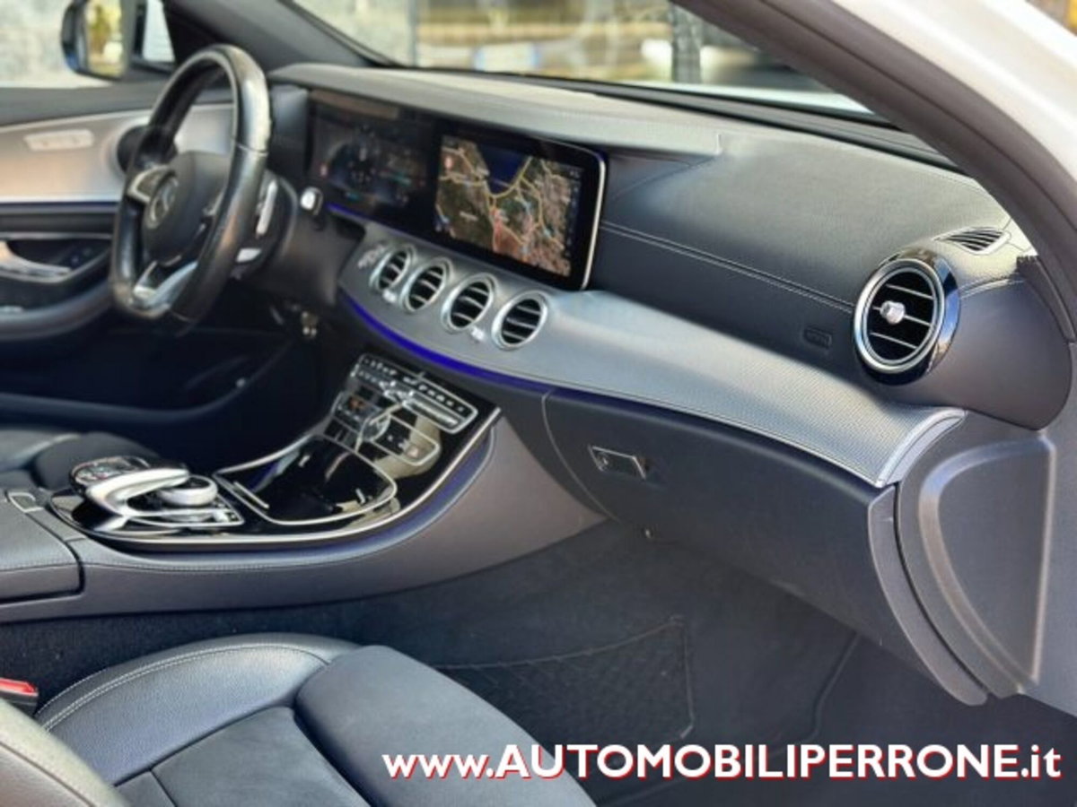 Mercedes-Benz Classe E 220 d Auto Premium Plus (10)