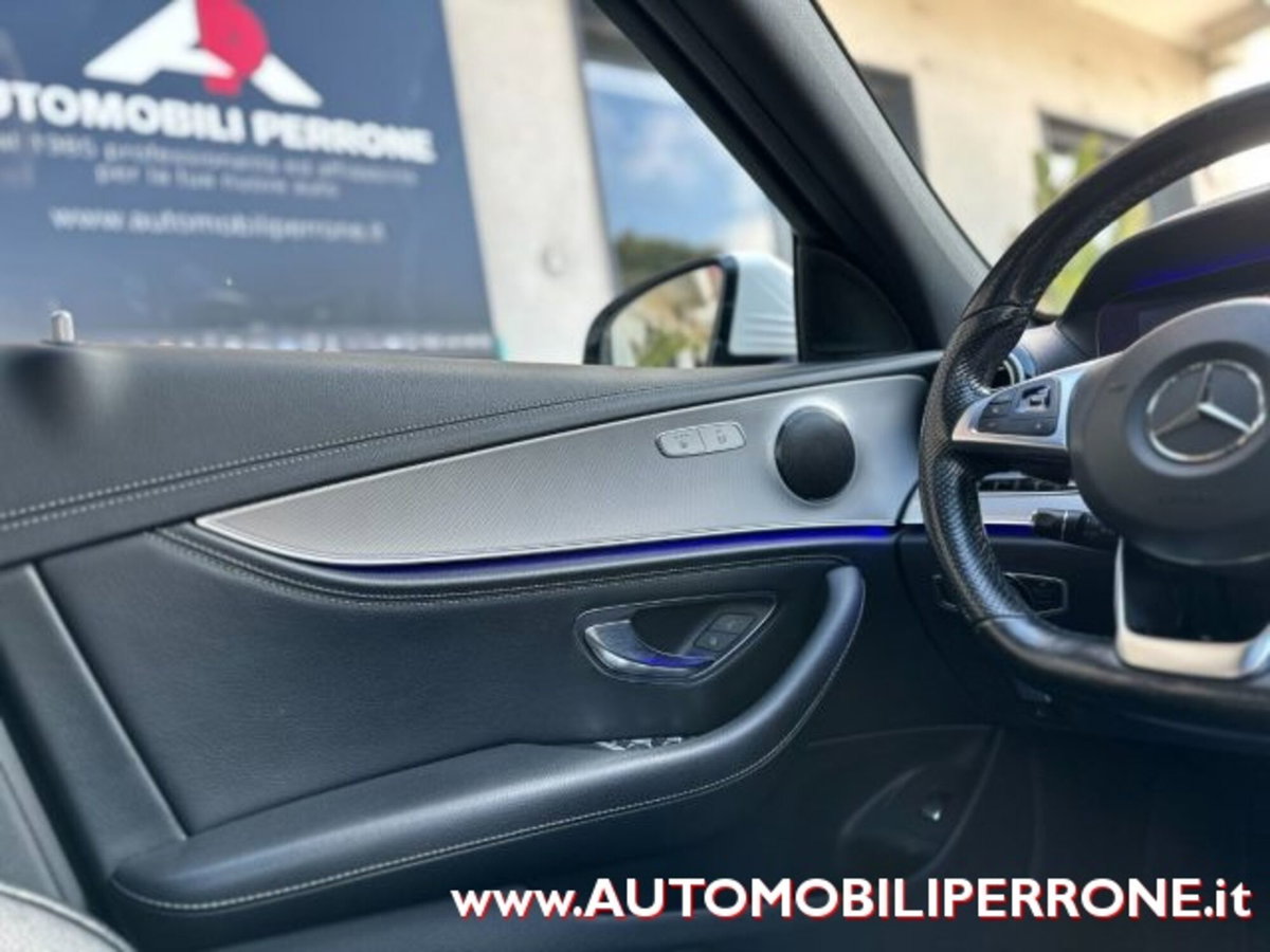 Mercedes-Benz Classe E 220 d Auto Premium Plus (19)