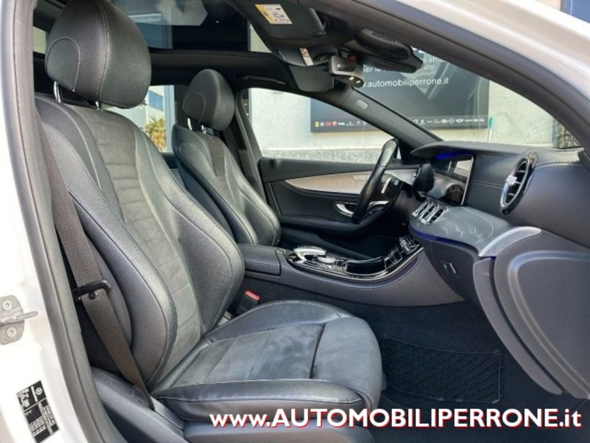 Mercedes-Benz Classe E 220 d Auto Premium Plus (9)