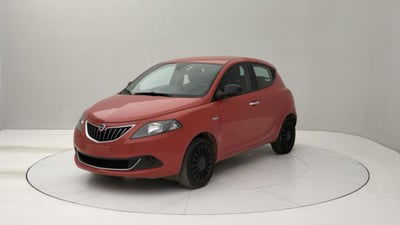 Lancia Ypsilon 1.0 FireFly 5 porte S&S Hybrid Silver Plus usata