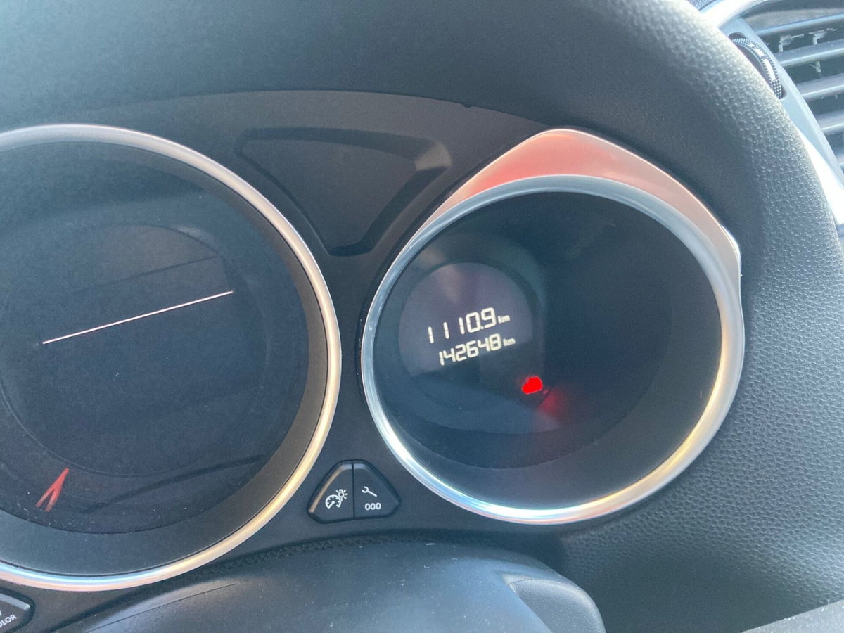 Ds DS 4 DS4 1.5 bluehdi Rivoli 130cv auto (12)