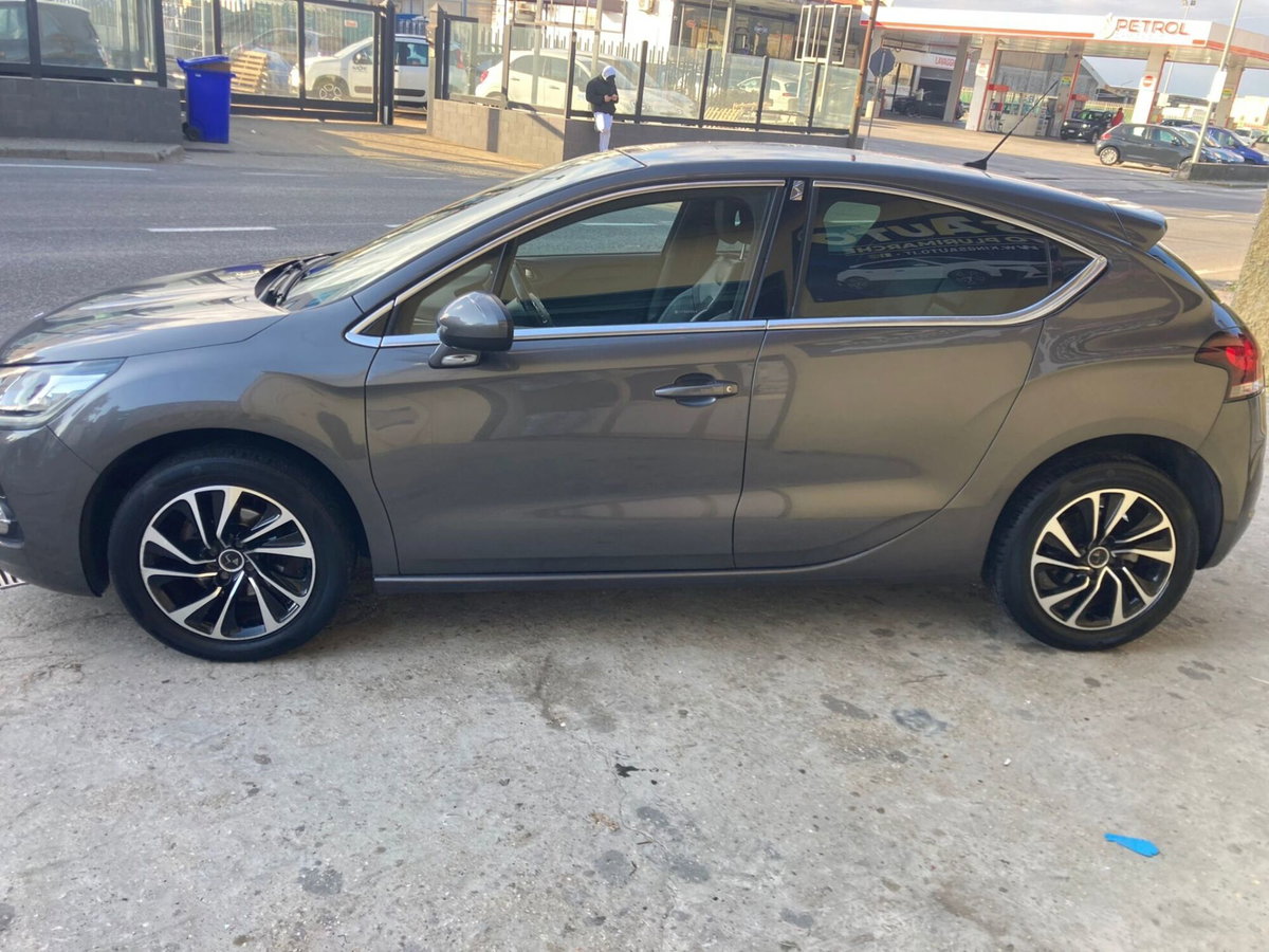 Ds DS 4 DS4 1.5 bluehdi Rivoli 130cv auto (4)