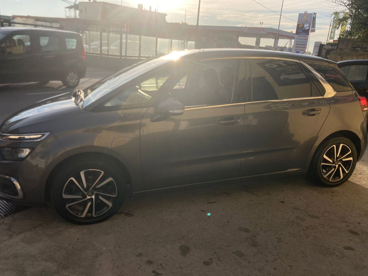Citroen C4 Picasso BlueHDi 120 S&S Live (3)