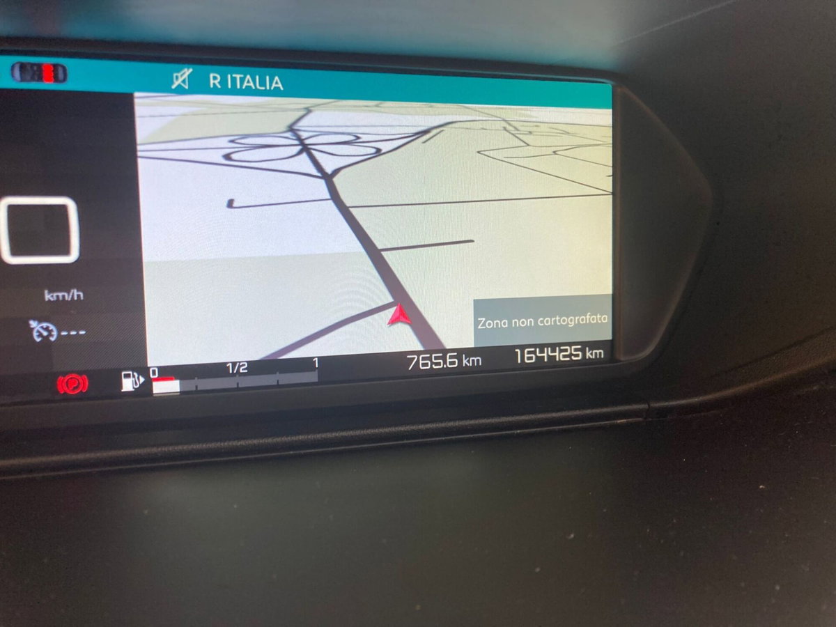 Citroen C4 Picasso BlueHDi 120 S&S Live (6)