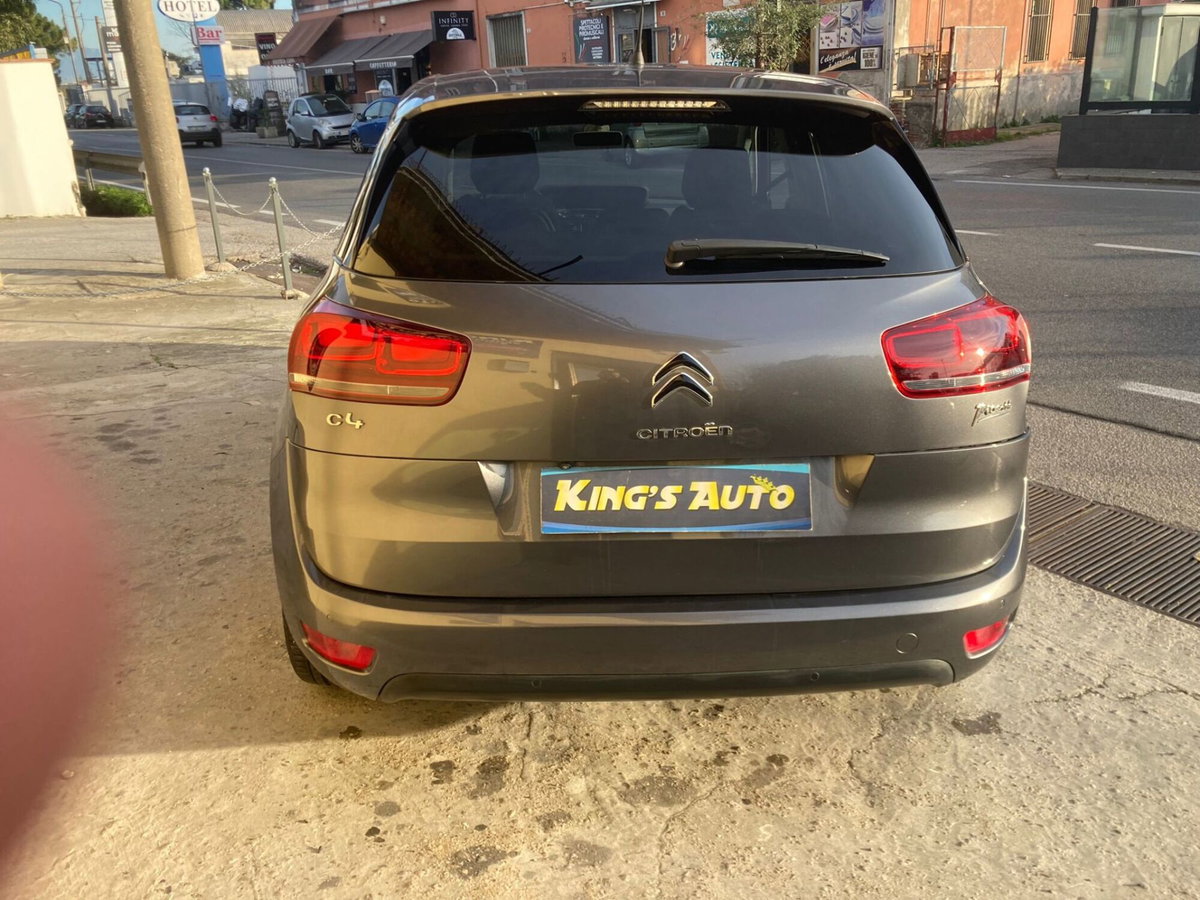 Citroen C4 Picasso BlueHDi 120 S&S Live (7)