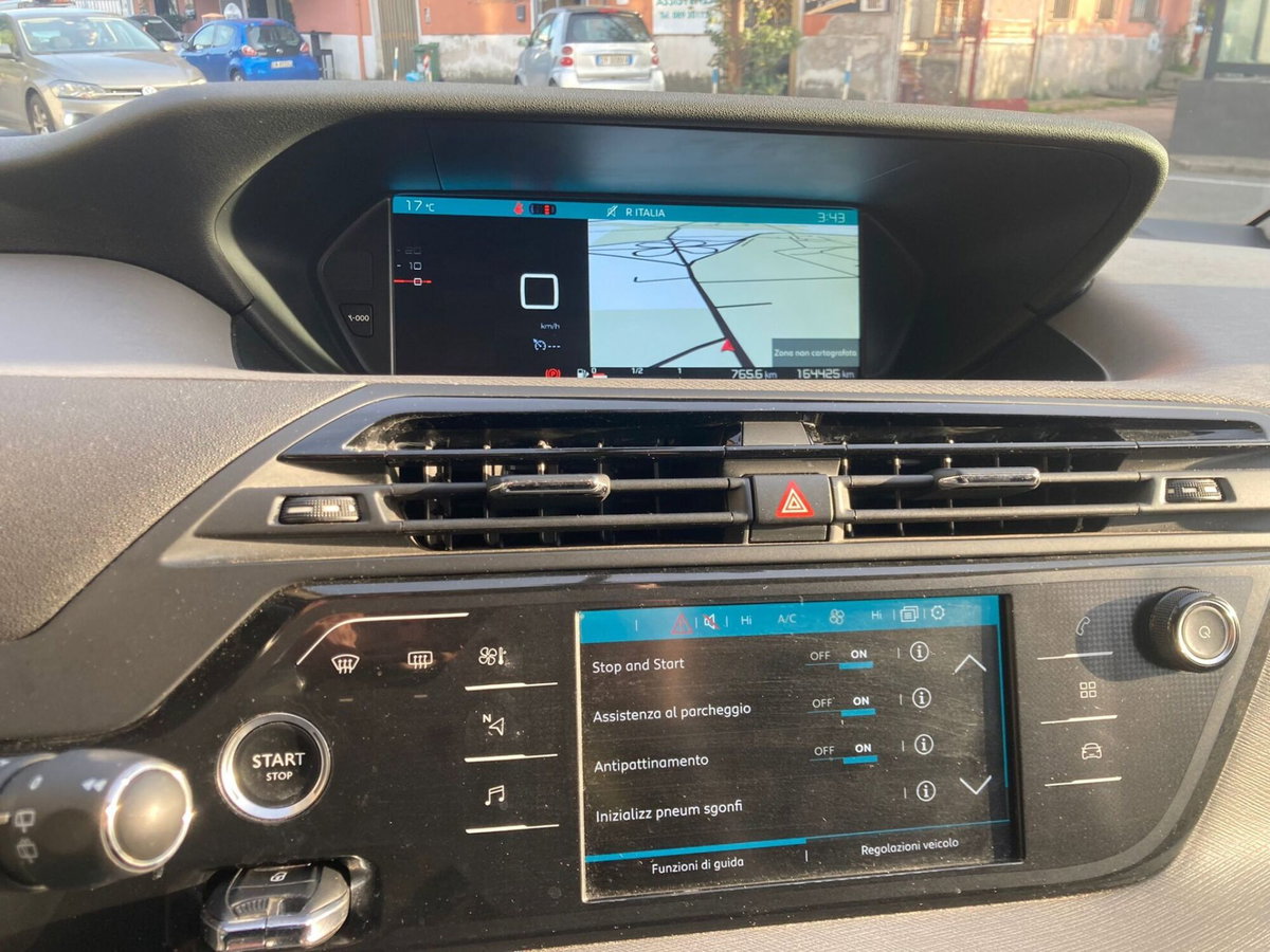 Citroen C4 Picasso BlueHDi 120 S&S Live (8)