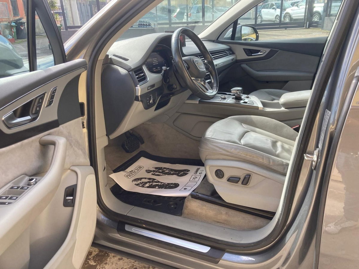 Audi Q7 3.0 TDI 272 CV quattro tiptronic Sport Plus (10)