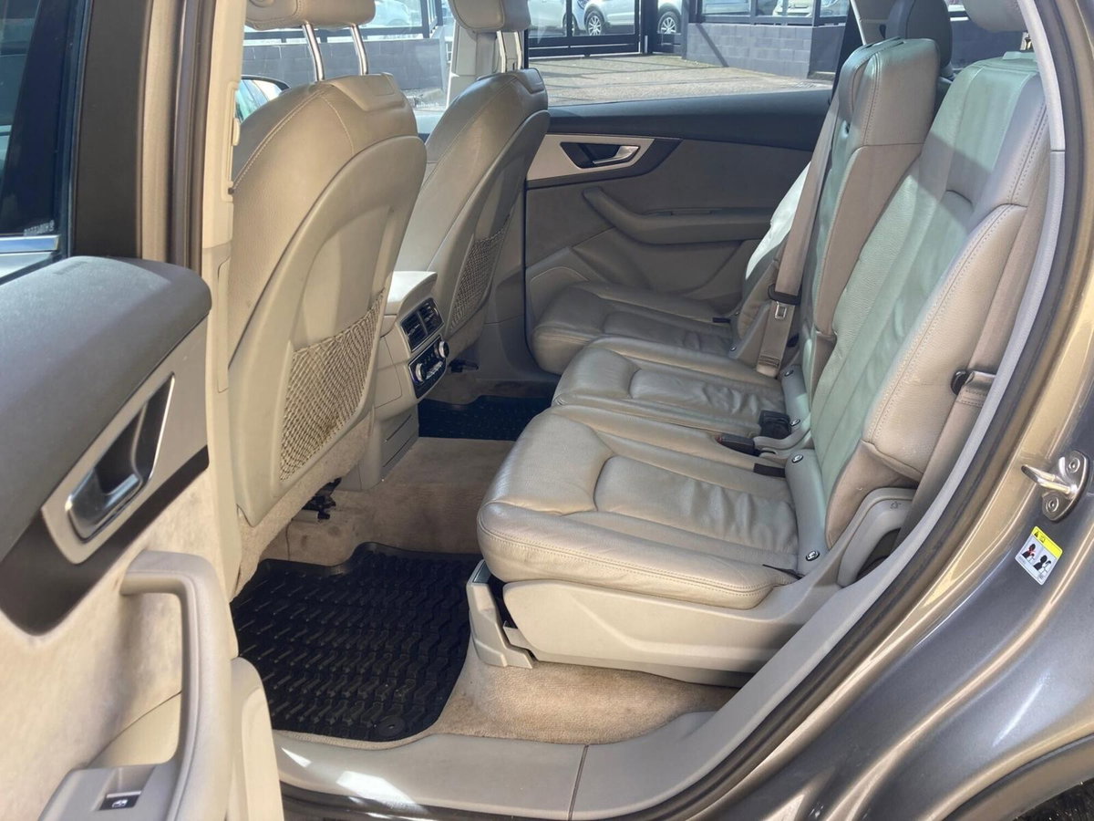 Audi Q7 3.0 TDI 272 CV quattro tiptronic Sport Plus (13)