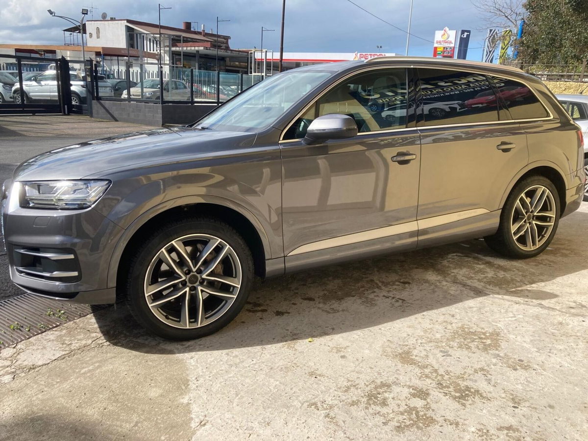 Audi Q7 3.0 TDI 272 CV quattro tiptronic Sport Plus (5)