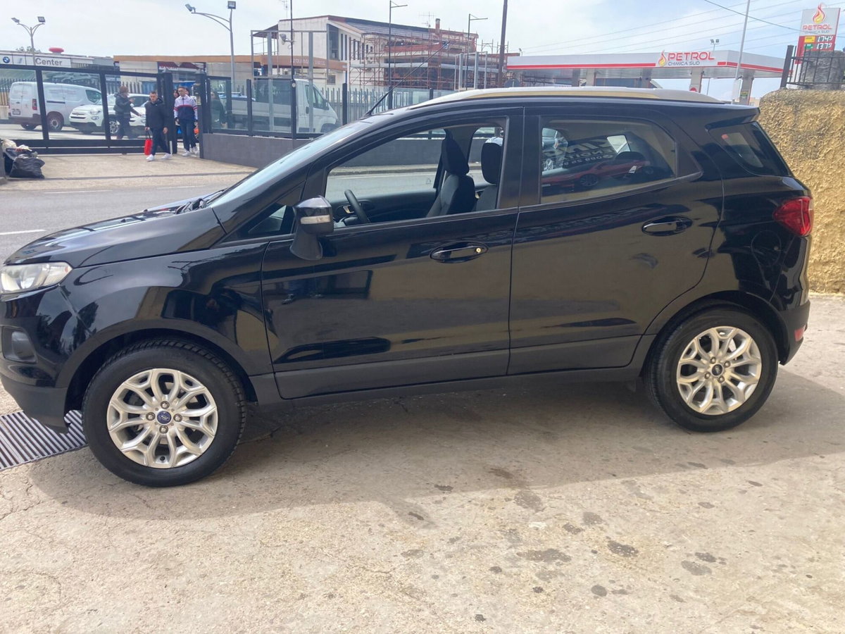 Ford EcoSport 1.5 TDCi 95 CV Plus (5)