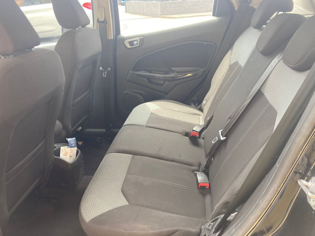 Ford EcoSport 1.5 TDCi 95 CV Plus (9)