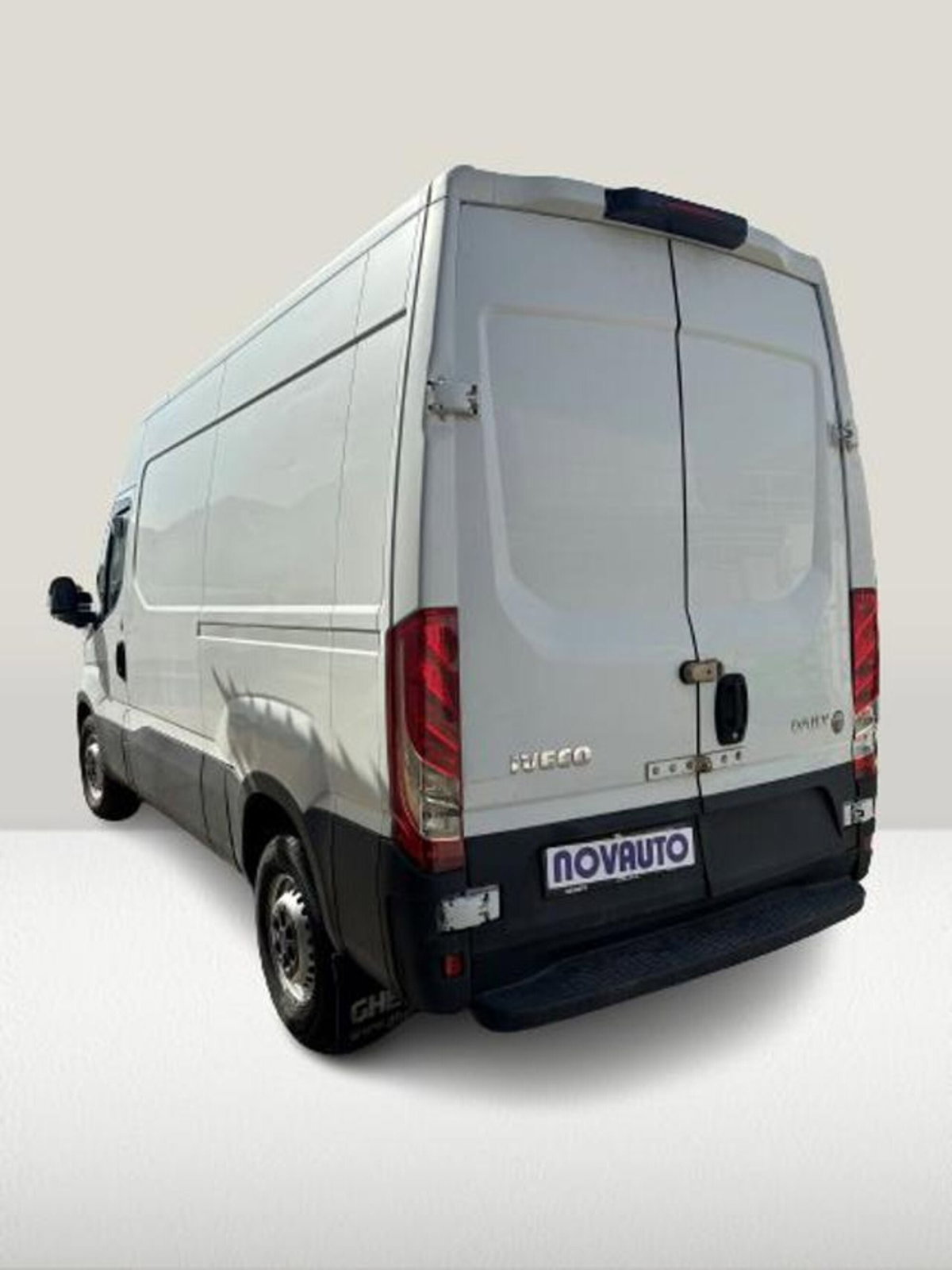 Iveco Daily Furgone 35S12V 2.3 HPT PM-SL-TA Furgone (3)