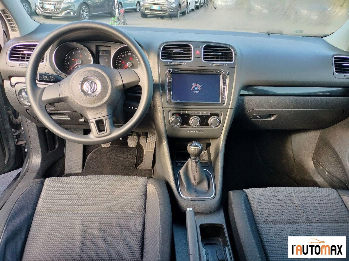 Volkswagen Golf 1.6 5p. Trendline (8)