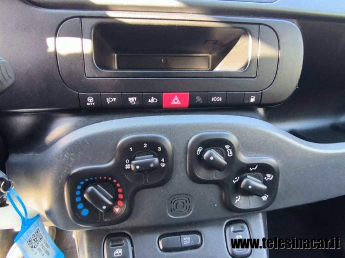 Fiat Panda 0.9 TwinAir Turbo Natural Power Pop Van 2 posti (13)
