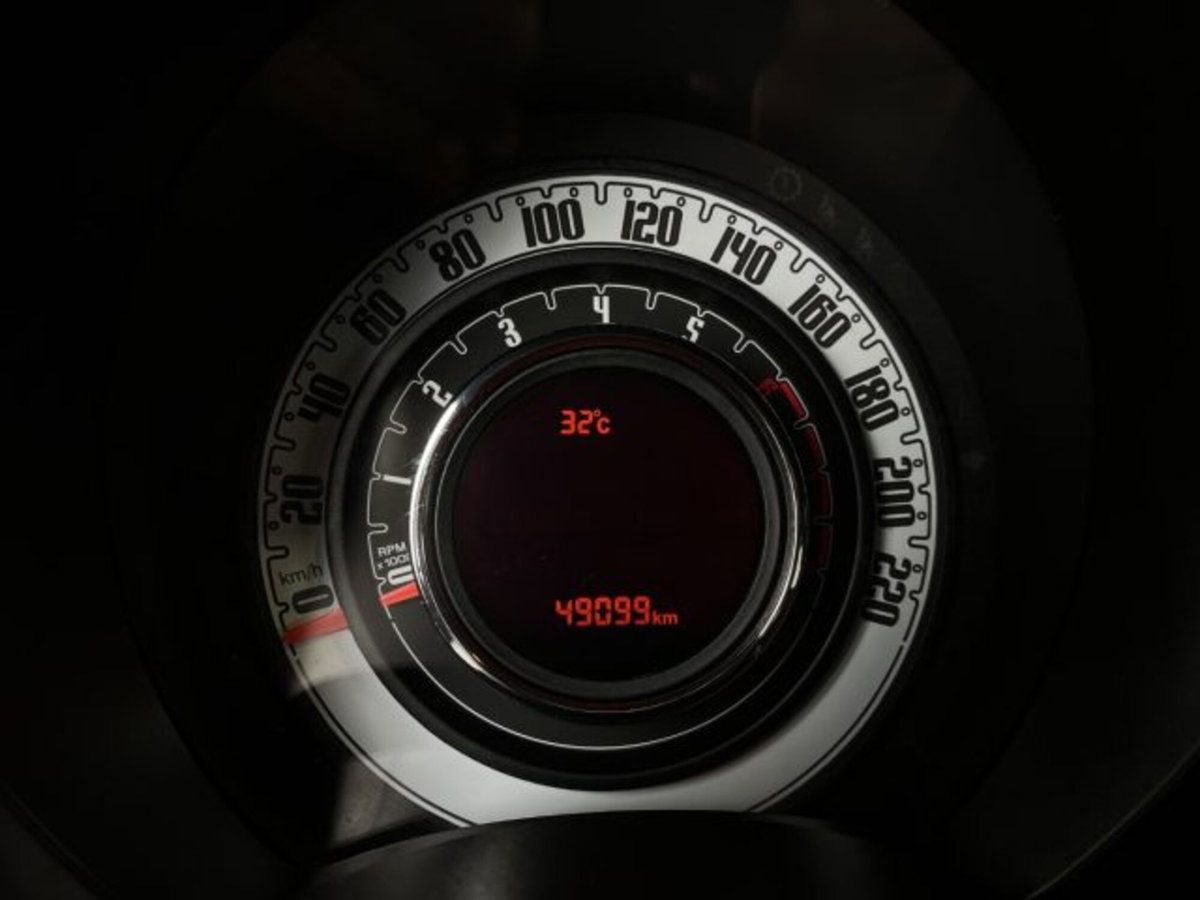 Fiat 500 1.0 Hybrid Cult (12)