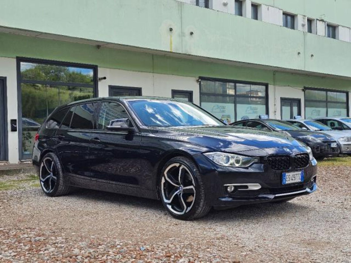 BMW Serie 3 Touring 318d  Modern (12)