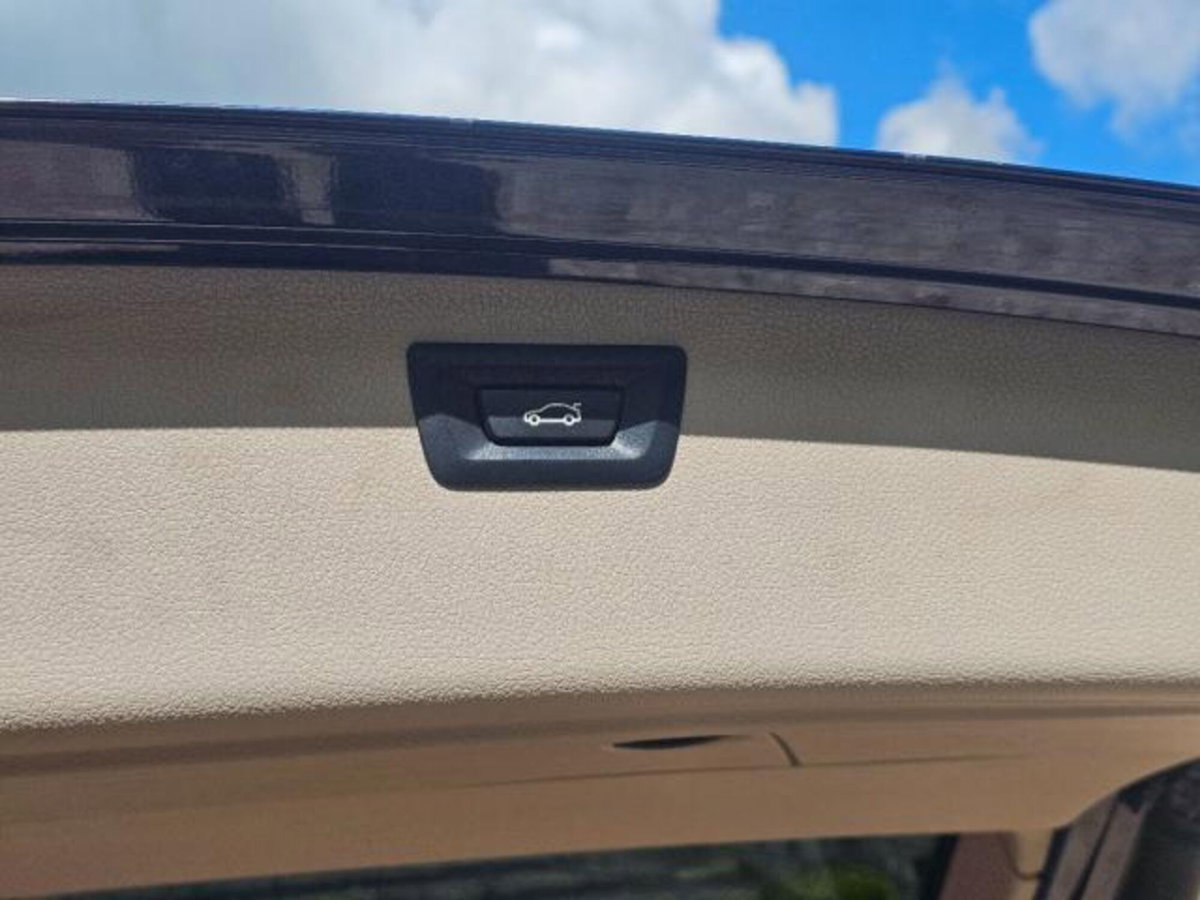 BMW Serie 3 Touring 318d  Modern (14)
