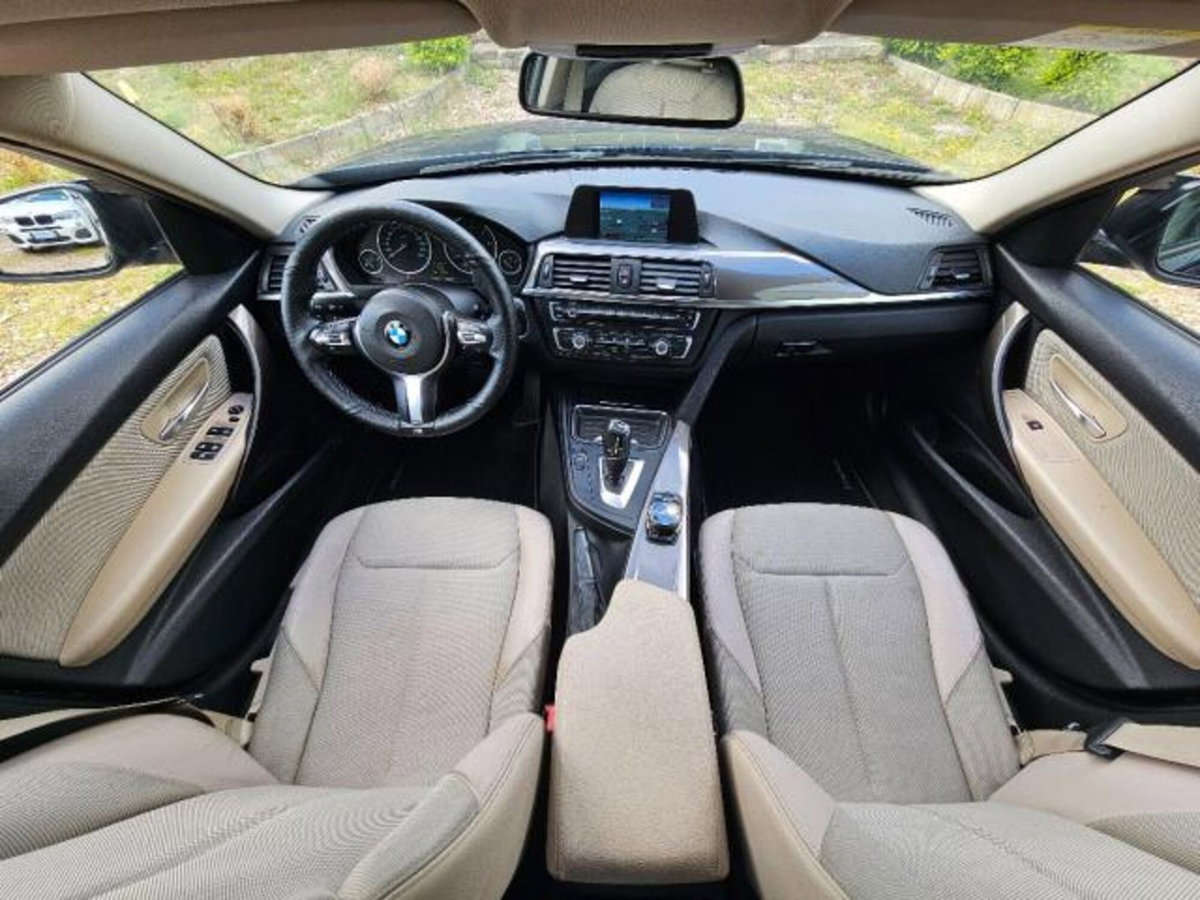BMW Serie 3 Touring 318d  Modern (16)