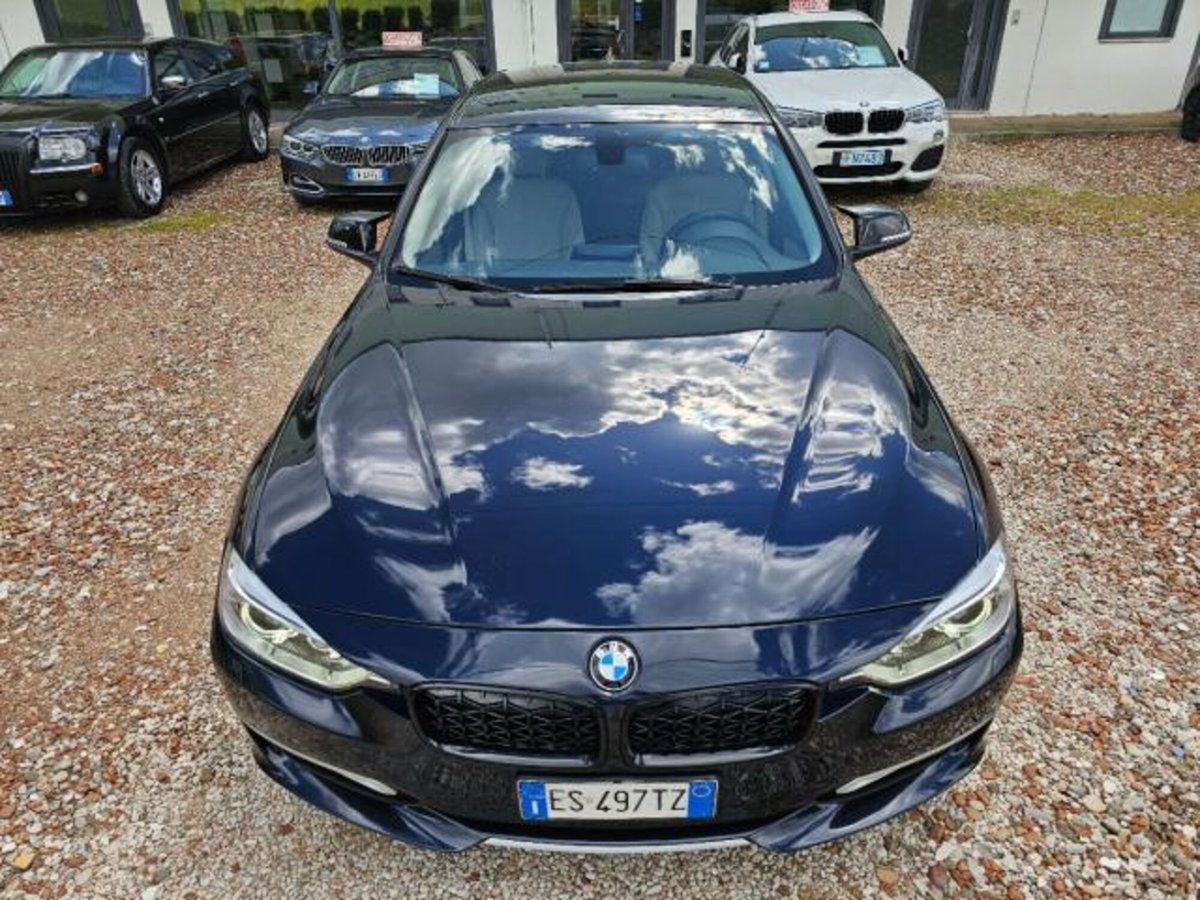 BMW Serie 3 Touring 318d  Modern (3)