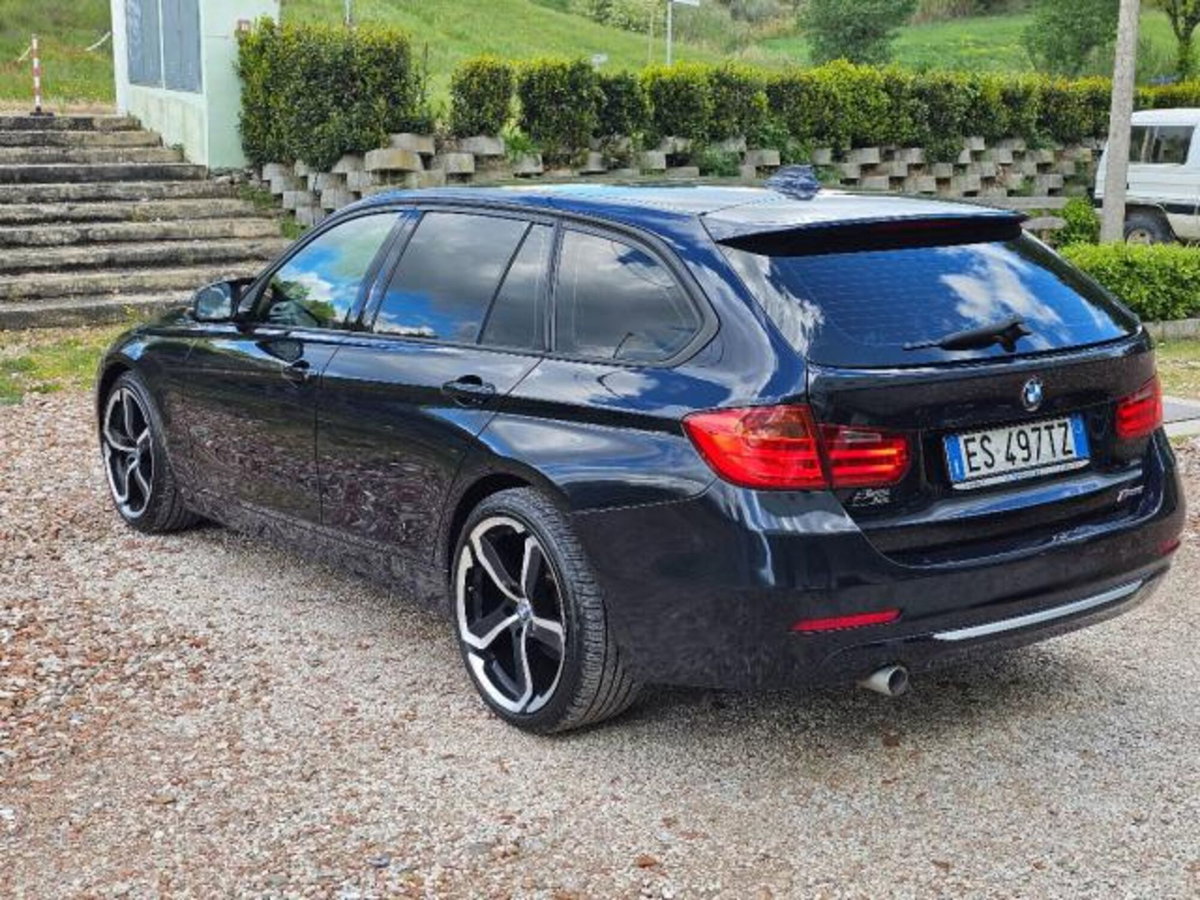 BMW Serie 3 Touring 318d  Modern (7)