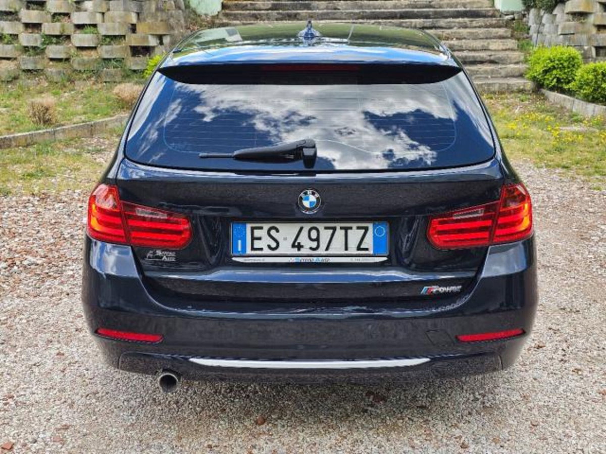 BMW Serie 3 Touring 318d  Modern (8)