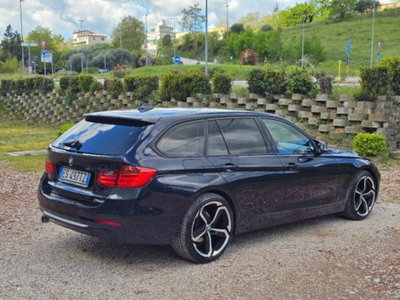 BMW Serie 3 Touring 318d  Modern (9)