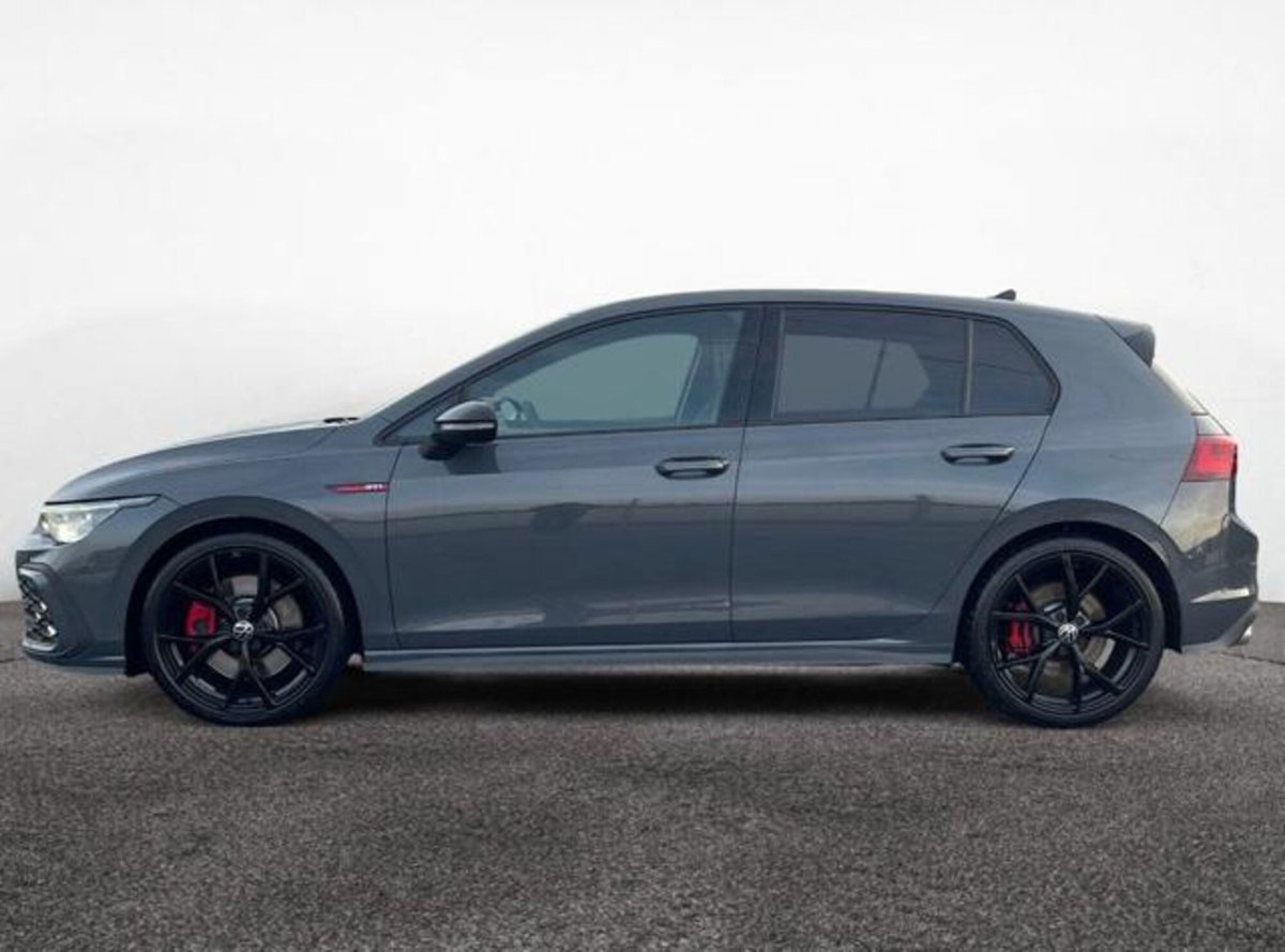 Volkswagen Golf 2.0 tsi GTI MT Ultimate 245cv (6)