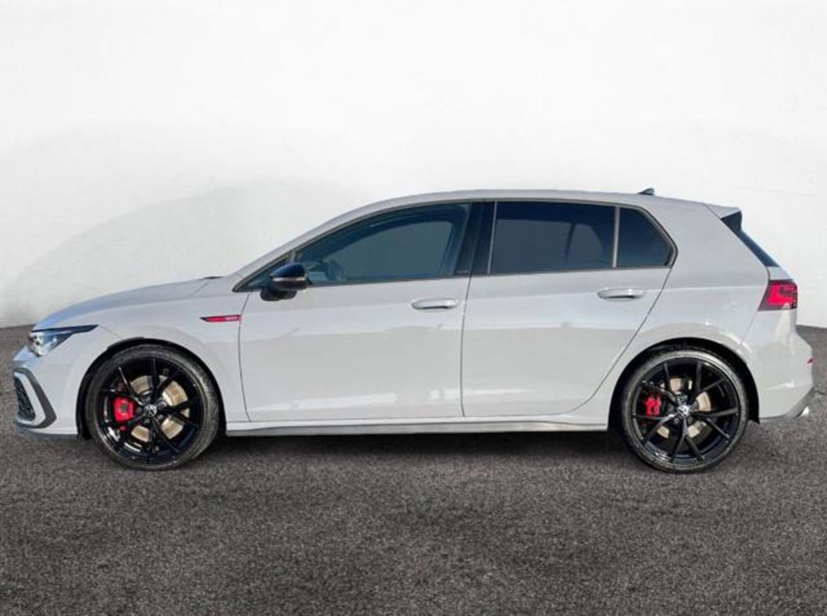 Volkswagen Golf 2.0 tsi GTI MT Ultimate 245cv (5)