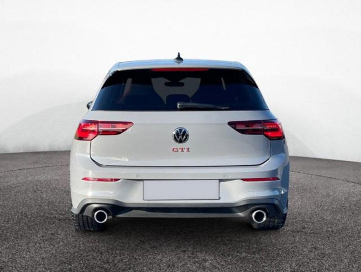 Volkswagen Golf 2.0 tsi GTI MT Ultimate 245cv (6)
