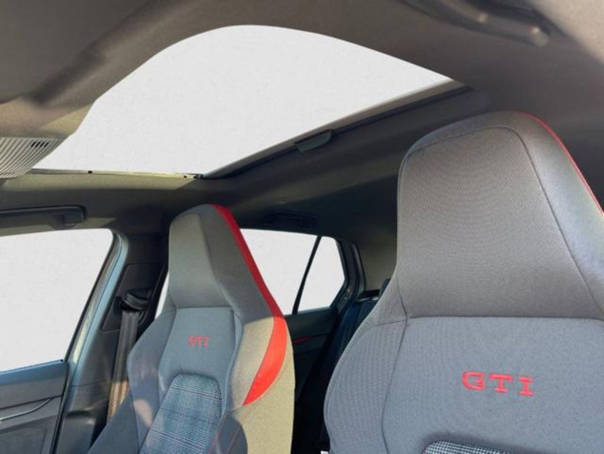 Volkswagen Golf 2.0 tsi GTI MT Ultimate 245cv (9)