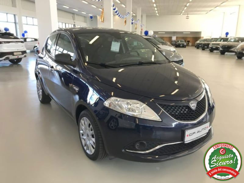 Lancia Ypsilon 1.2 69 CV 5 porte GPL Ecochic Gold
