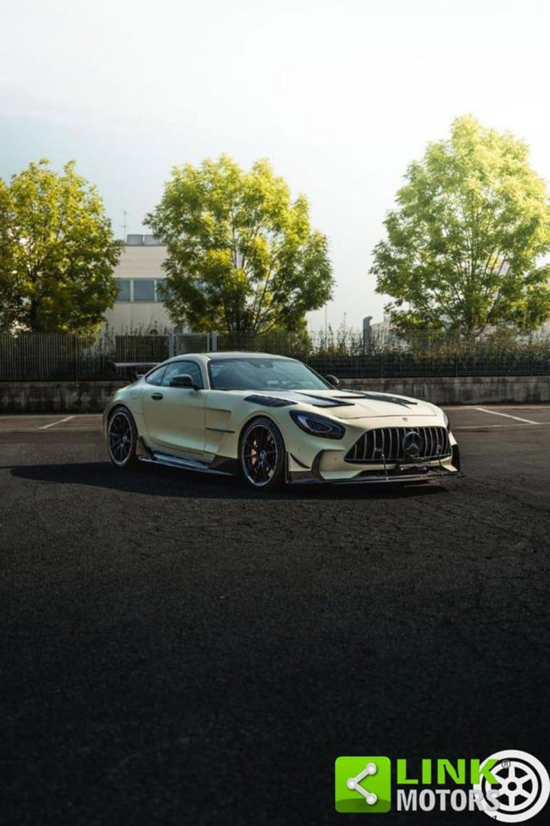 Mercedes-Benz AMG GT R GT R