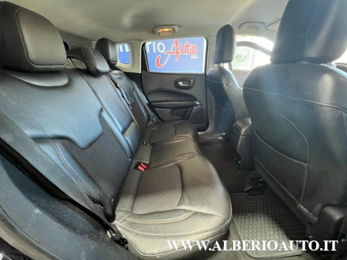Jeep Compass 2.0 Multijet II 4WD Limited (8)