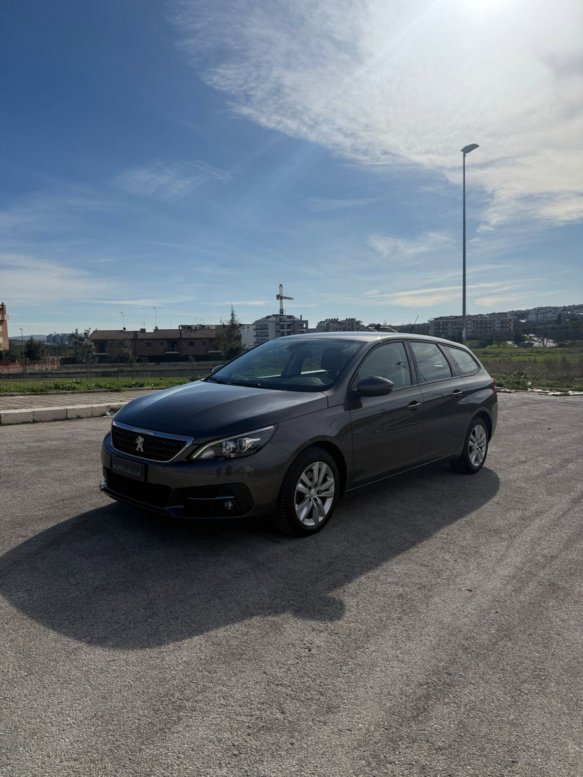 Peugeot 308 SW BlueHDi 130 S&S Business (3)