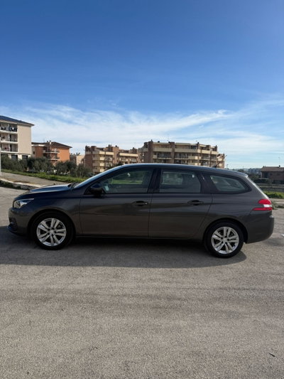 Peugeot 308 SW BlueHDi 130 S&S Business (5)