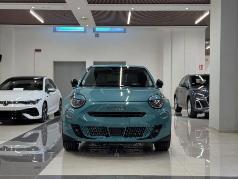 Fiat 600 1.2 hybrid La Prima 110cv auto