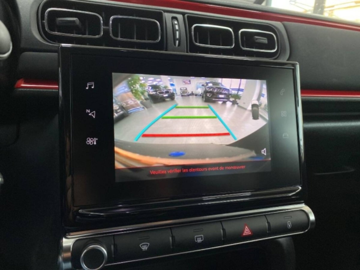 Citroen C3 PureTech 110 S&S Shine (17)