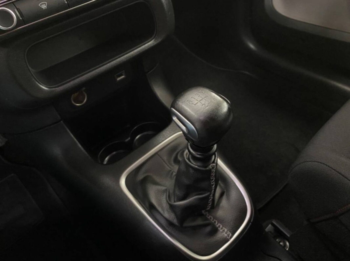 Citroen C3 PureTech 110 S&S Shine (18)