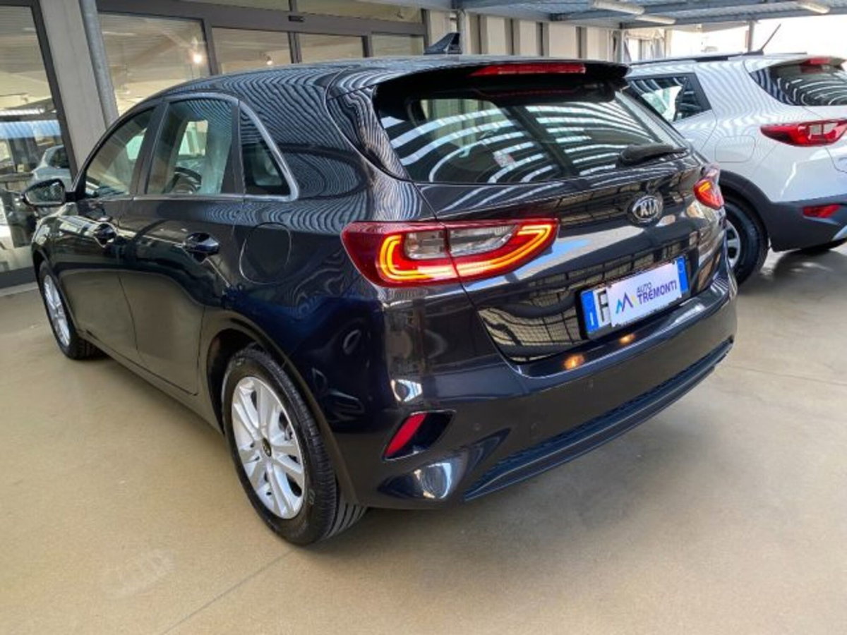 Kia Ceed 1.6 CRDi 115 CV DCT 5p. Business Class (5)