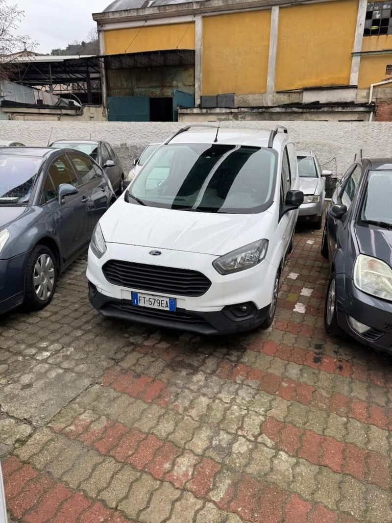 Ford Transit Courier 1.5 TDCi 75CV Entry