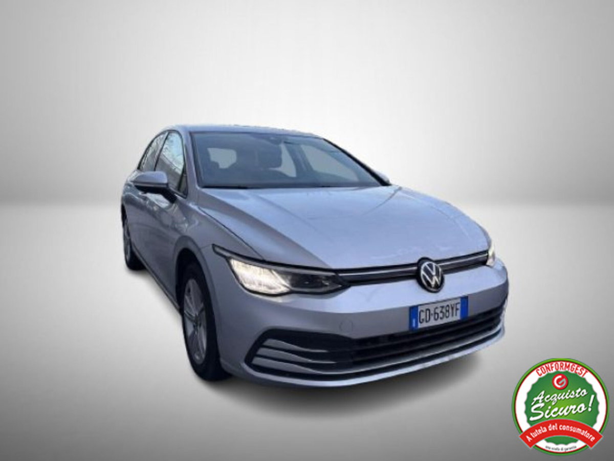 Volkswagen Golf 1.0 TSI EVO Life (2)