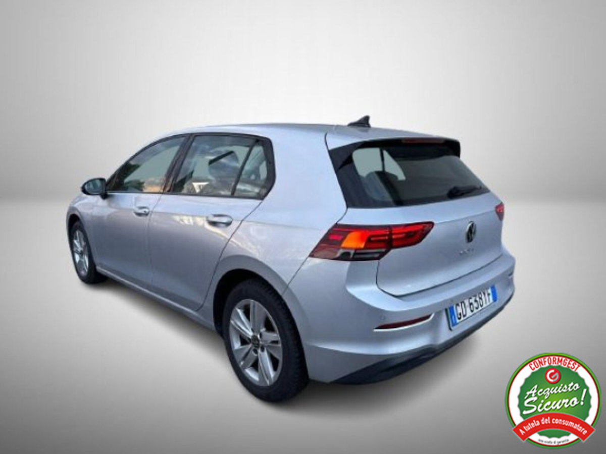 Volkswagen Golf 1.0 TSI EVO Life (4)